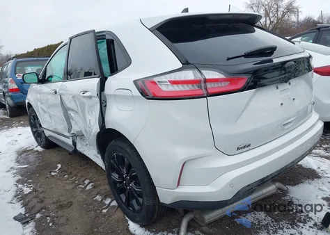 2024 Ford Edge Se z USA, uszkodzony, nr VIN 2FMPK4G9XRBB23929